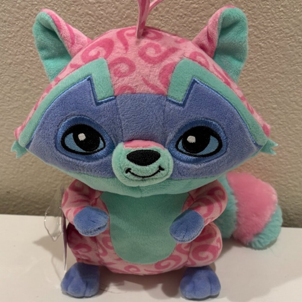 National Geographic Animal Jam Loopy Raccoon Plush Toy